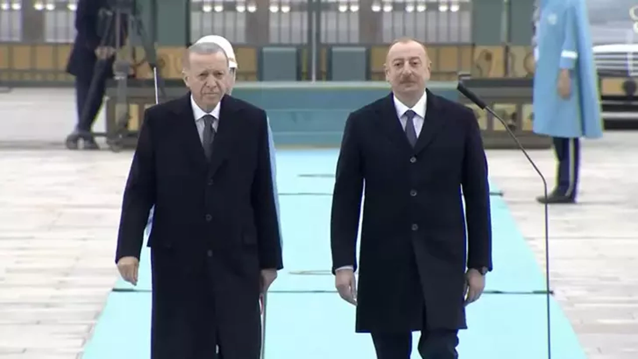 Cumhurbaşkı Recep Tayyip Erdoğan, Aliyev’i karşıladı.